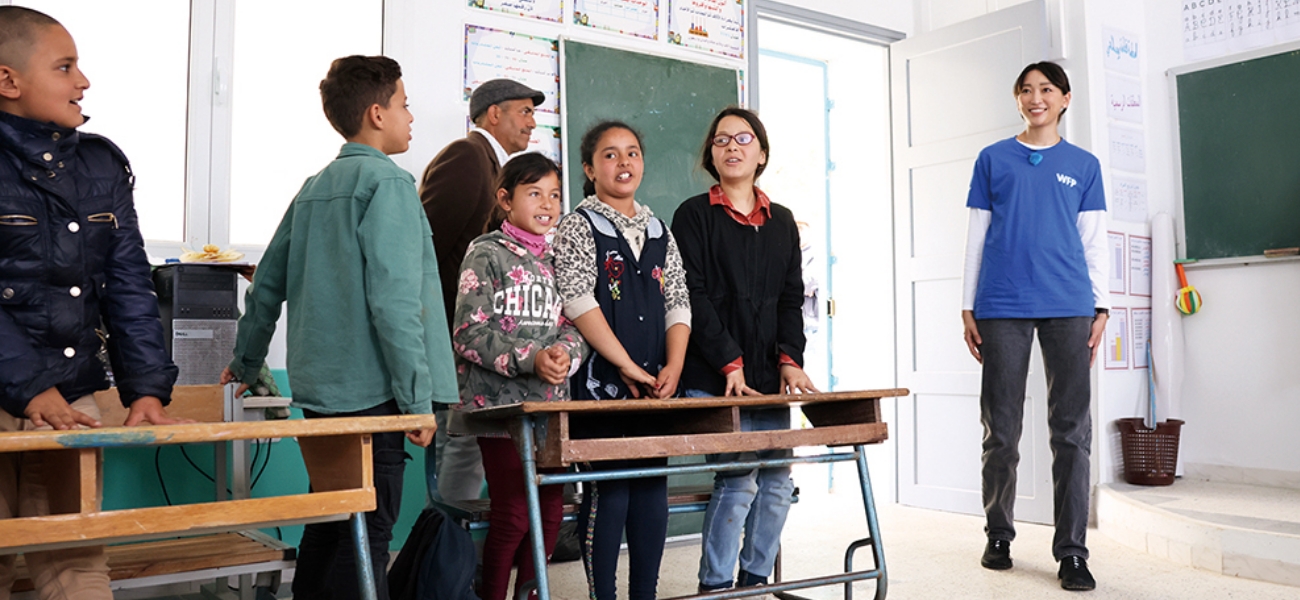 国連WFP親善大使の杏さんがチュニジアの学校給食支援を視察。